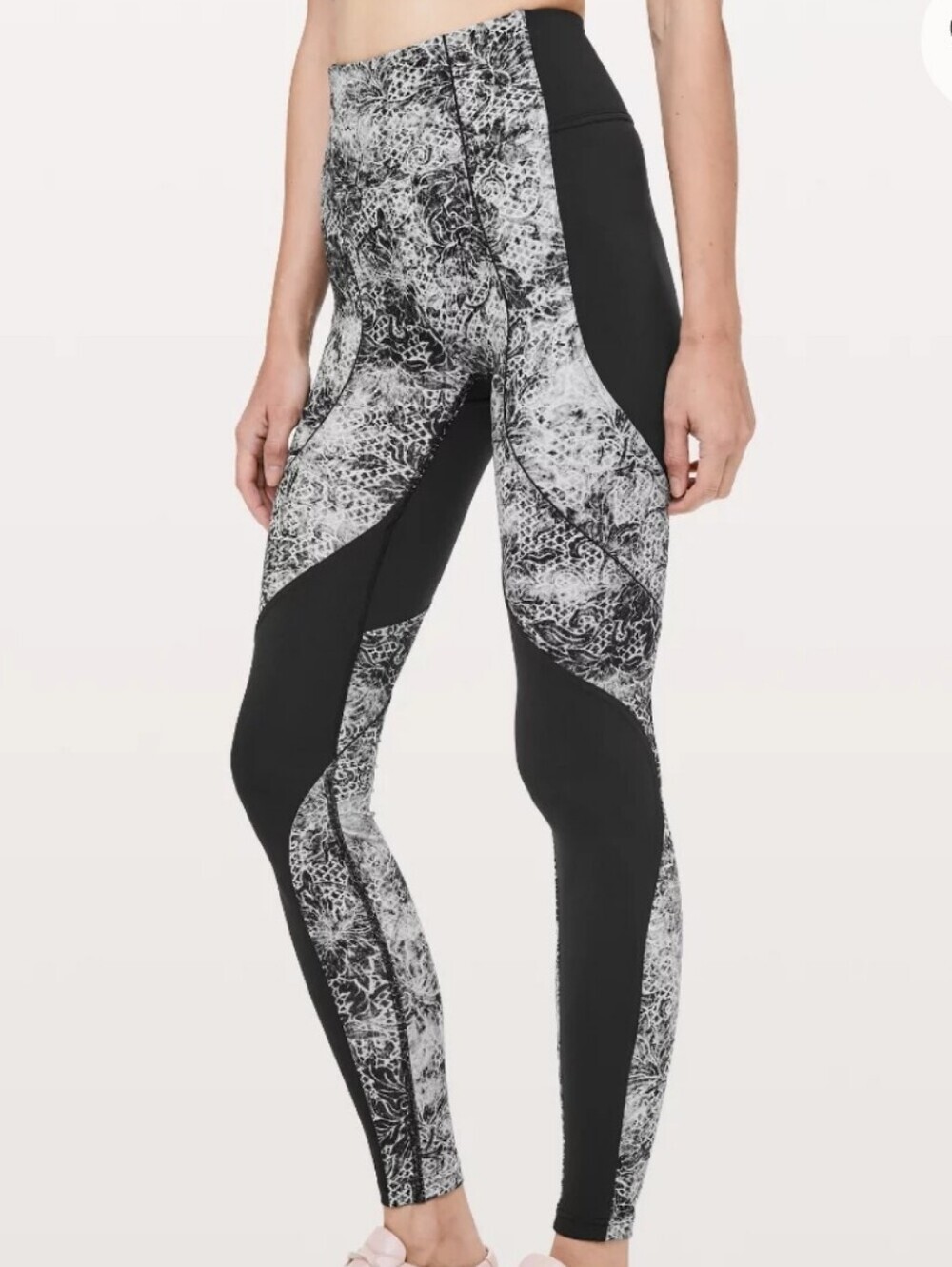 Lululemon Sweat & Repeat Tight Black Gray Floral Print Leggings Size 6 Gorpcore